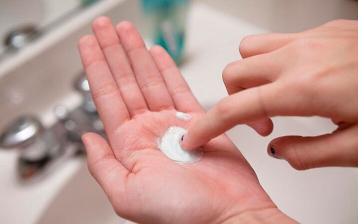 Peeling con refresco para aumentar o pene